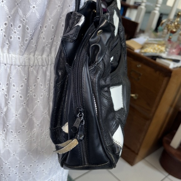 Vintage 1980s patchwork leather bag shoulder bag  3 compartment  black/white EVC - Picture 5 of 16